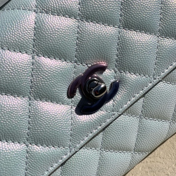 Authentic Chanel 21k Iridescent Blue Coco Small Brand New Never Worn - Picture 4 of 8